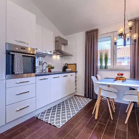 Vanessa By Interhome